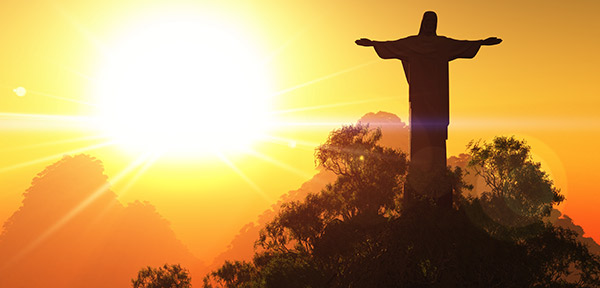 Corcovado_Mountain_in_the_Sunset